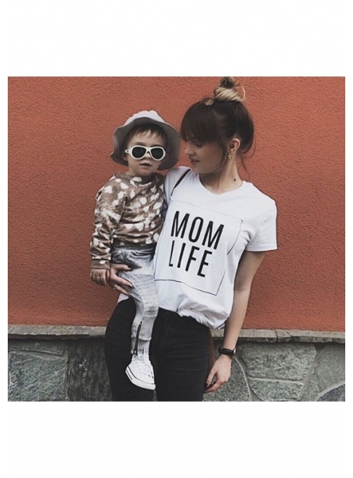 T-Shirt &quot;Mom Life&quot;