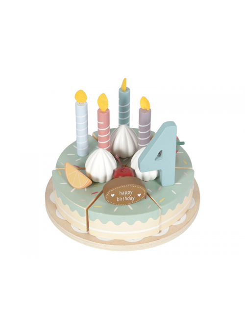 Narodeninová torta so sviečkami a číslami